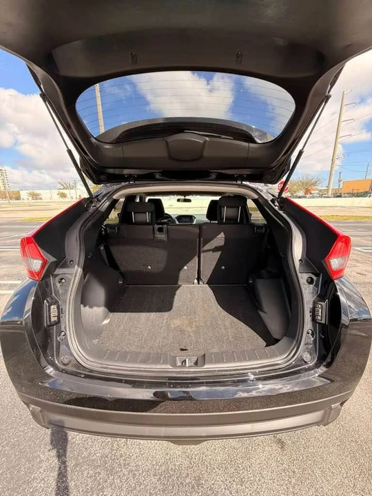 2019 Mitsubishi Eclipse Cross - Image 16 of 18