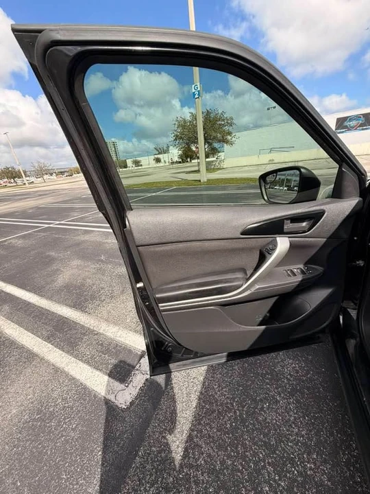 2019 Mitsubishi Eclipse Cross - Image 18 of 18