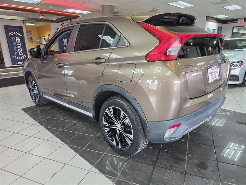 2019 Mitsubishi Eclipse Cross - Image 4 of 18