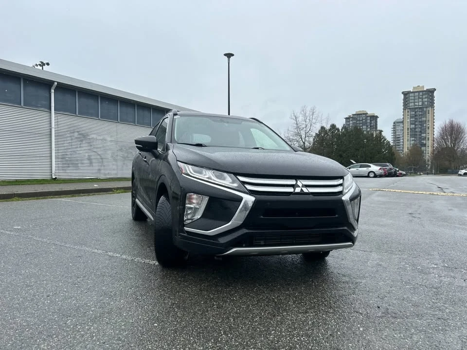 2019 Mitsubishi Eclipse Cross - Image 3 of 15