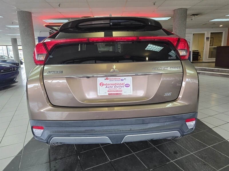 2019 Mitsubishi Eclipse Cross - Image 3 of 18