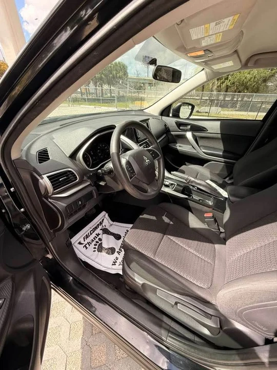 2019 Mitsubishi Eclipse - Image 8 of 18