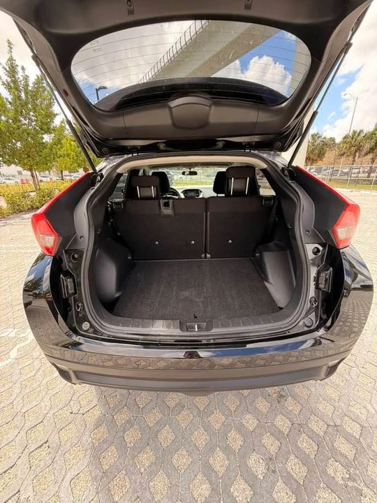 2019 Mitsubishi Eclipse - Image 16 of 18