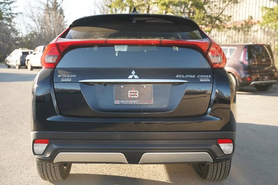 2019 Mitsubishi Eclipse - Image 5 of 10