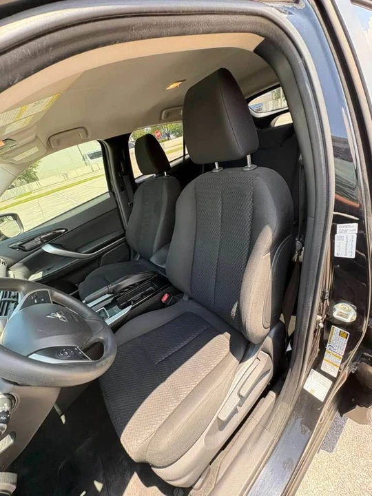 2019 Mitsubishi Eclipse - Image 9 of 18
