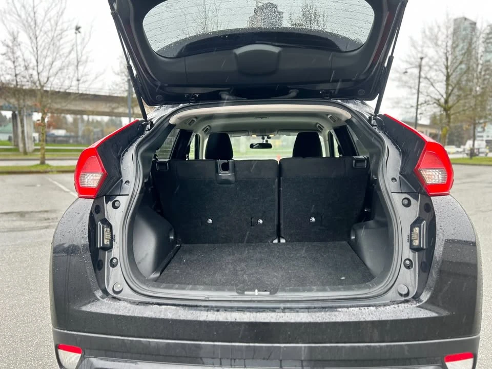 2019 Mitsubishi Eclipse Cross - Image 9 of 15