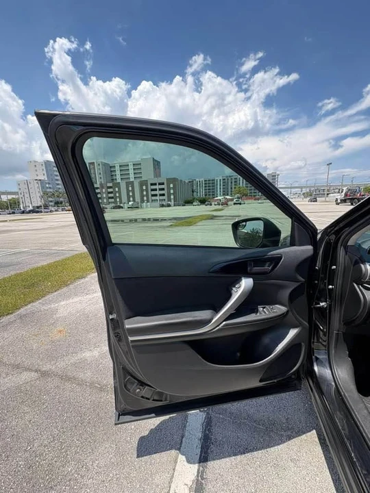 2019 Mitsubishi Eclipse - Image 18 of 18