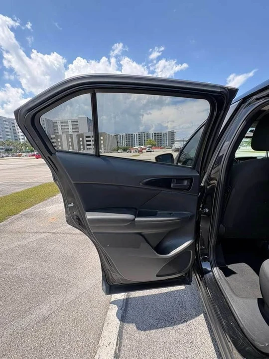 2019 Mitsubishi Eclipse - Image 17 of 18