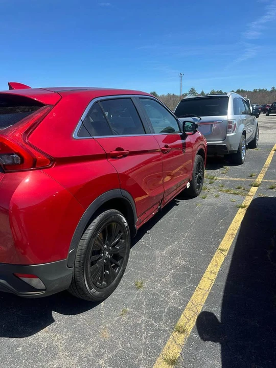 2019 Mitsubishi Eclipse - Image 9 of 16