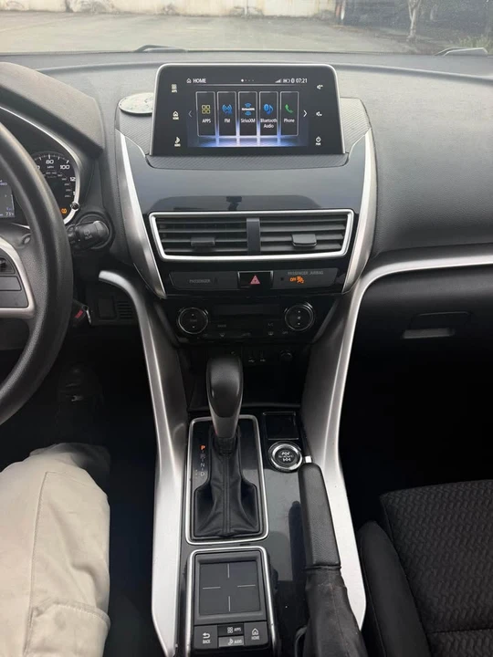 2019 Mitsubishi Eclipse Cross - Image 10 of 13