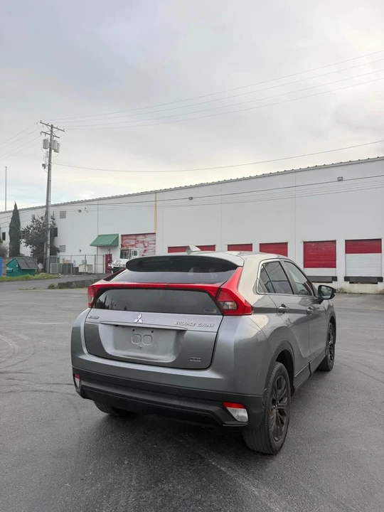 2019 Mitsubishi Eclipse Cross - Image 4 of 13