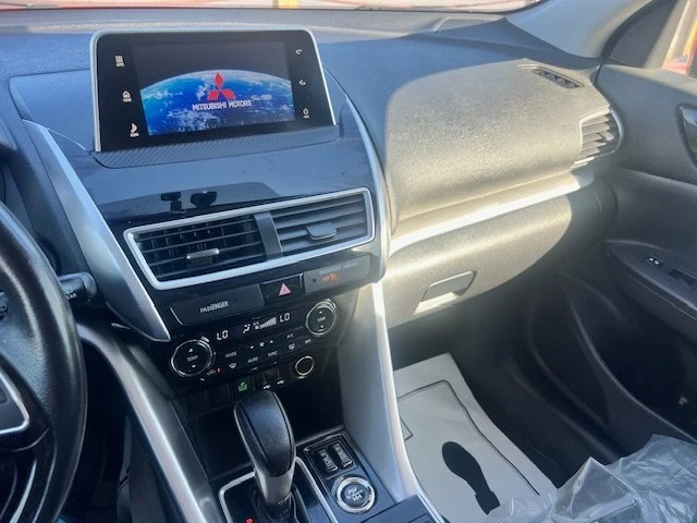 2019 Mitsubishi Eclipse - Image 12 of 13