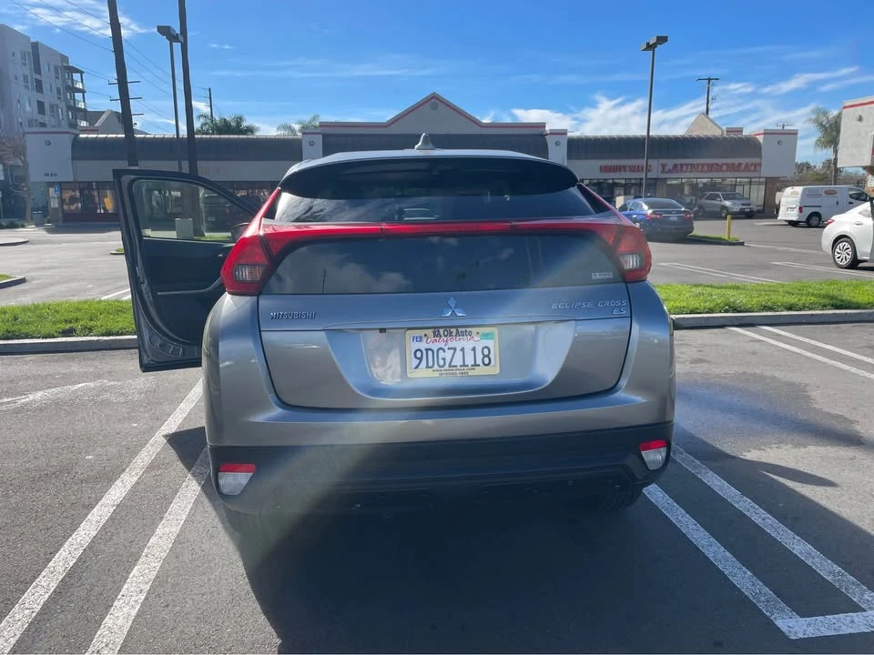 2019 Mitsubishi Eclipse - Image 6 of 7