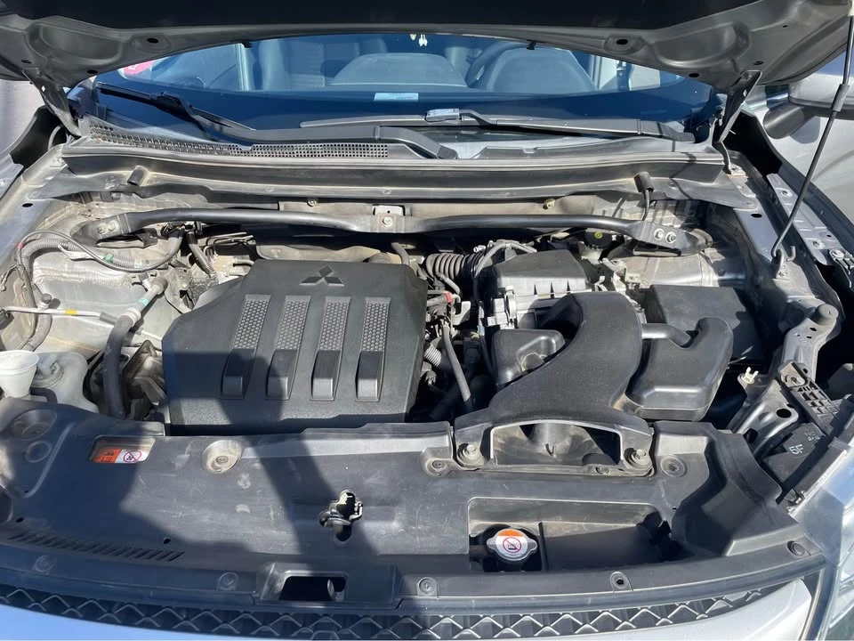 2019 Mitsubishi Eclipse - Image 7 of 7