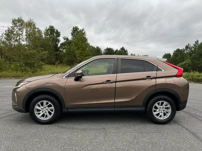 2019 Mitsubishi Eclipse Cross - Image 9 of 14