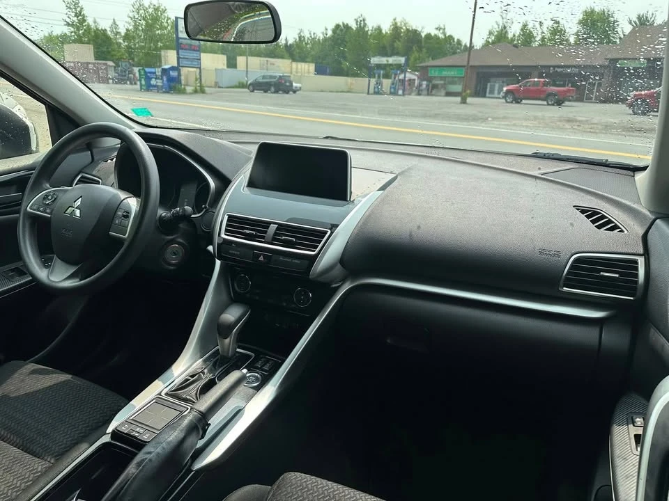 2019 Mitsubishi Eclipse Cross - Image 7 of 13