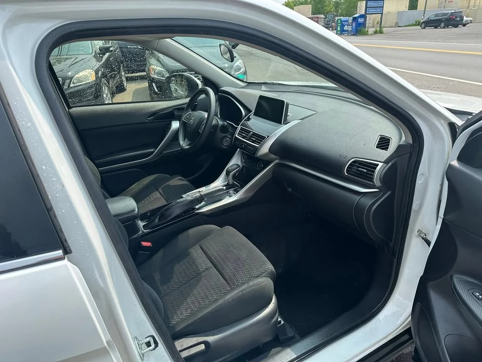 2019 Mitsubishi Eclipse Cross - Image 6 of 13