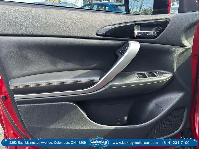 2019 Mitsubishi Eclipse Cross - Image 17 of 19