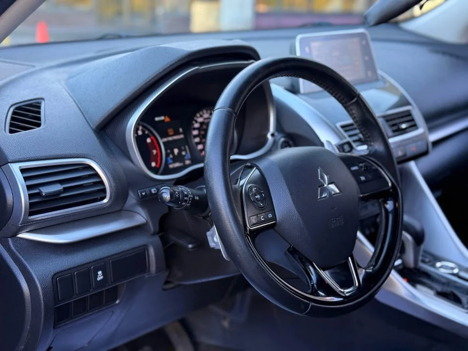 2019 Mitsubishi Eclipse Cross - Image 13 of 15