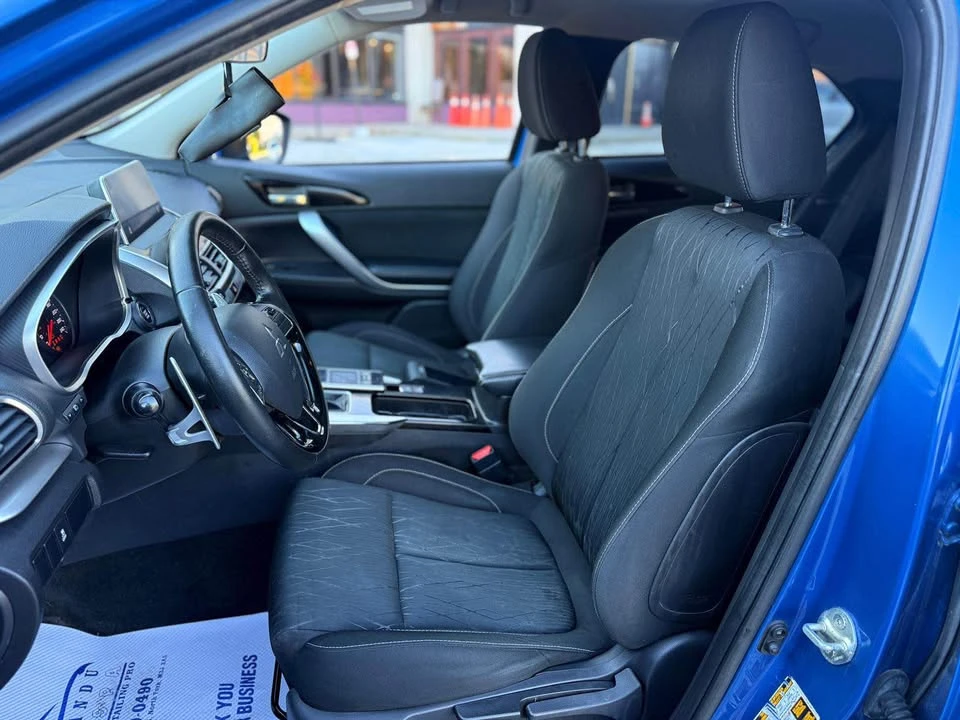 2019 Mitsubishi Eclipse Cross - Image 6 of 15