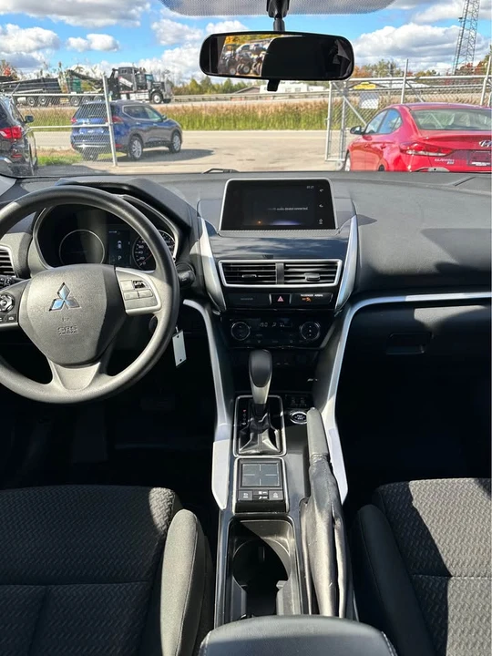 2019 Mitsubishi Eclipse Cross - Image 6 of 9
