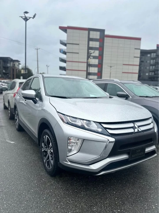 2019 Mitsubishi Eclipse Cross - Image 3 of 6
