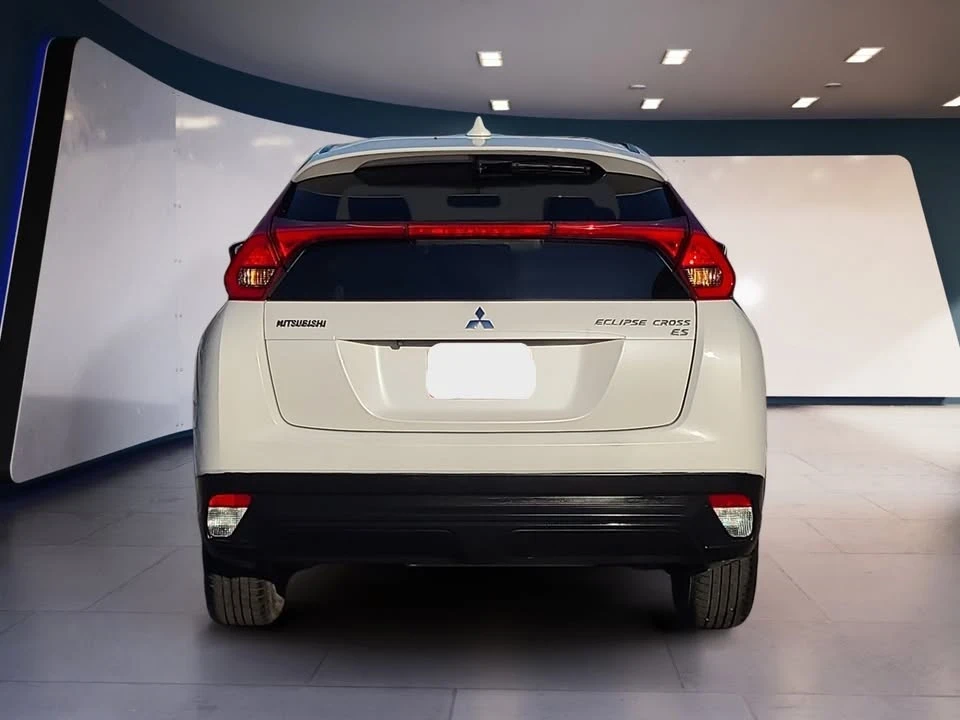 2019 Mitsubishi Eclipse Cross - Image 3 of 19