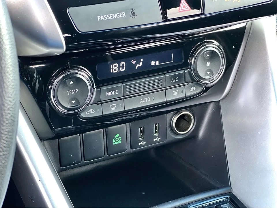 2019 Mitsubishi Eclipse Cross - Image 11 of 14