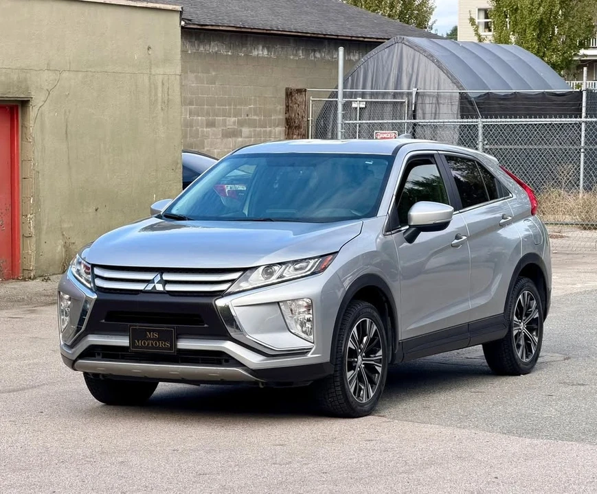 2019 Mitsubishi Eclipse Cross - Image 3 of 17