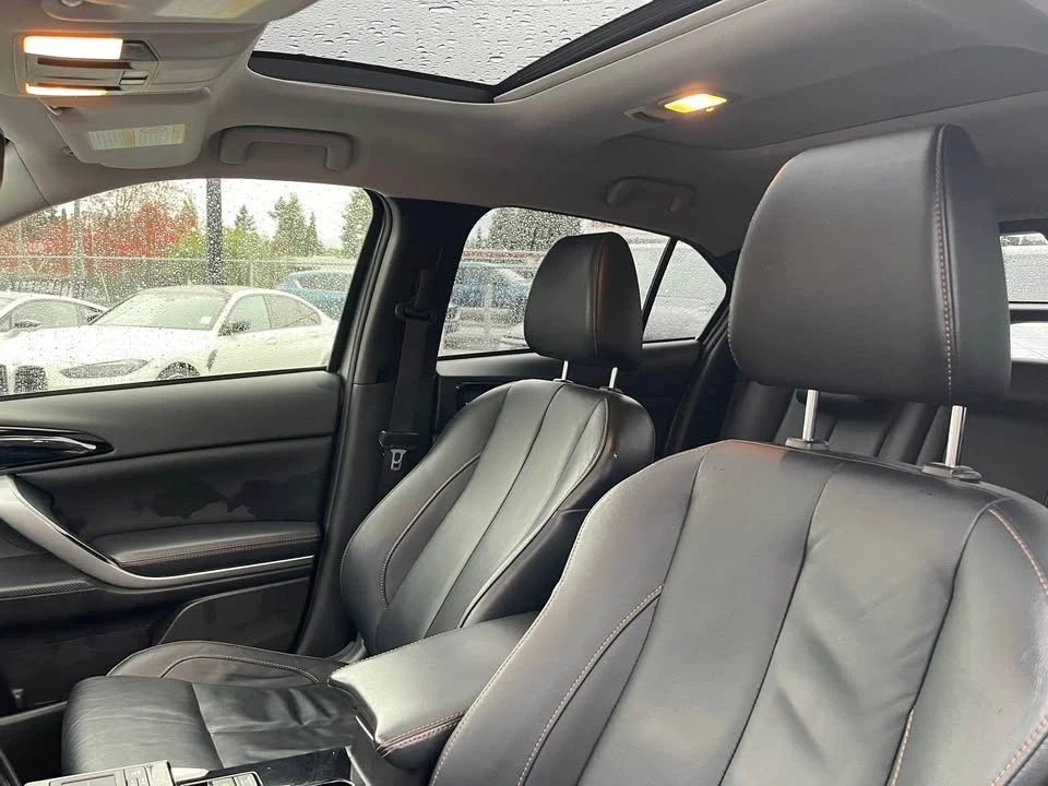 2019 Mitsubishi Eclipse Cross - Image 9 of 14