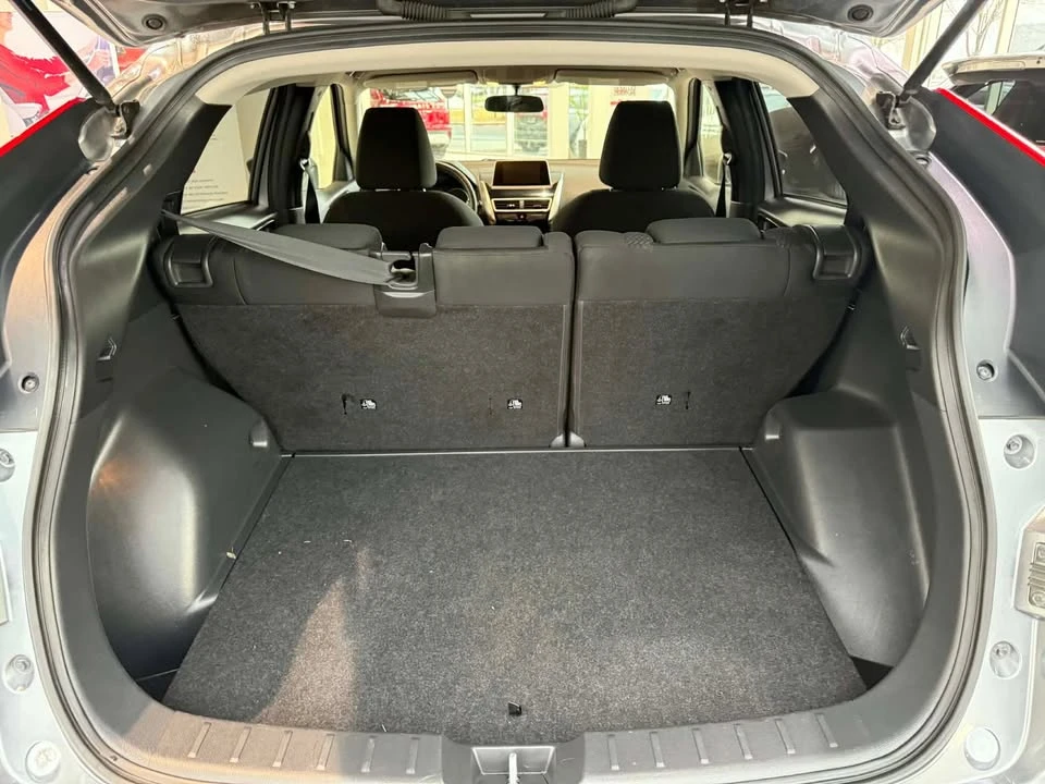 2019 Mitsubishi Eclipse Cross - Image 5 of 7