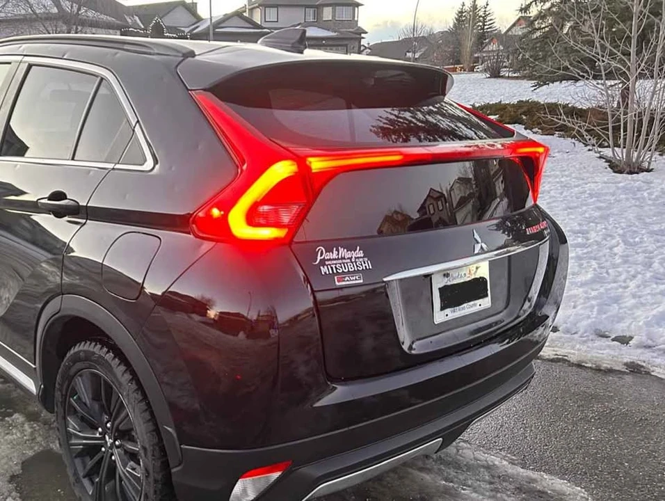 2019 Mitsubishi Eclipse Cross - Image 3 of 11