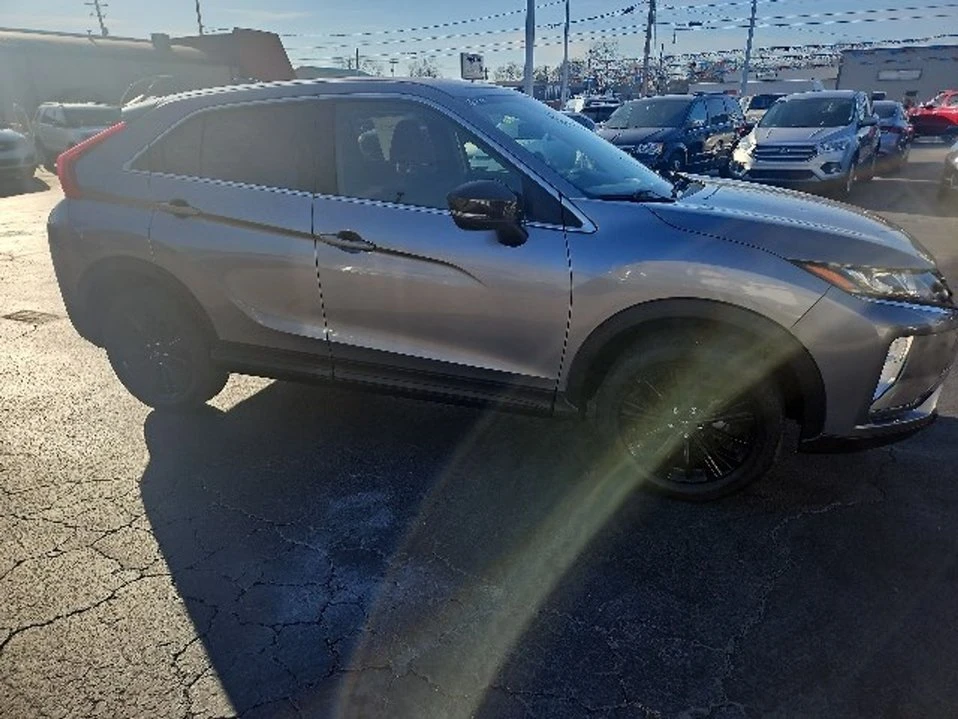 2019 Mitsubishi Eclipse Cross - Image 5 of 9