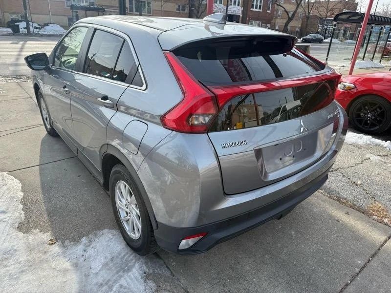 2019 Mitsubishi Eclipse Cross - Image 4 of 19