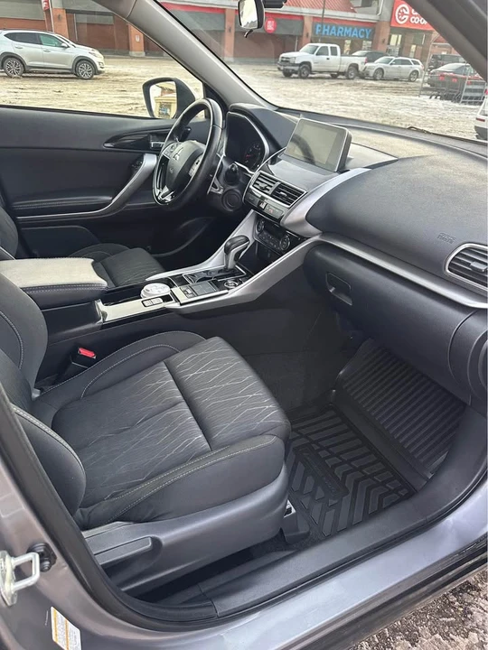 2019 Mitsubishi Eclipse Cross - Image 6 of 13
