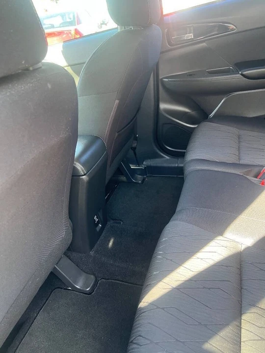 2019 Mitsubishi Eclipse Cross - Image 15 of 20