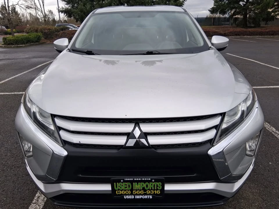 2019 Mitsubishi Eclipse Cross - Image 2 of 14