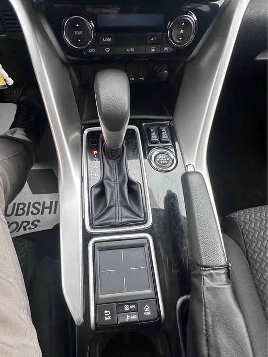 2019 Mitsubishi Eclipse Cross - Image 10 of 10