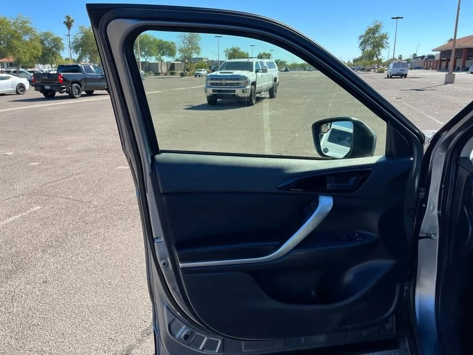 2019 Mitsubishi Eclipse Cross - Image 16 of 16