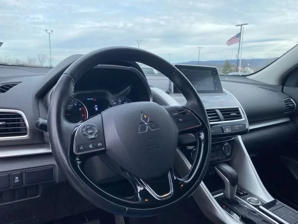 2019 Mitsubishi Eclipse Cross - Image 6 of 12
