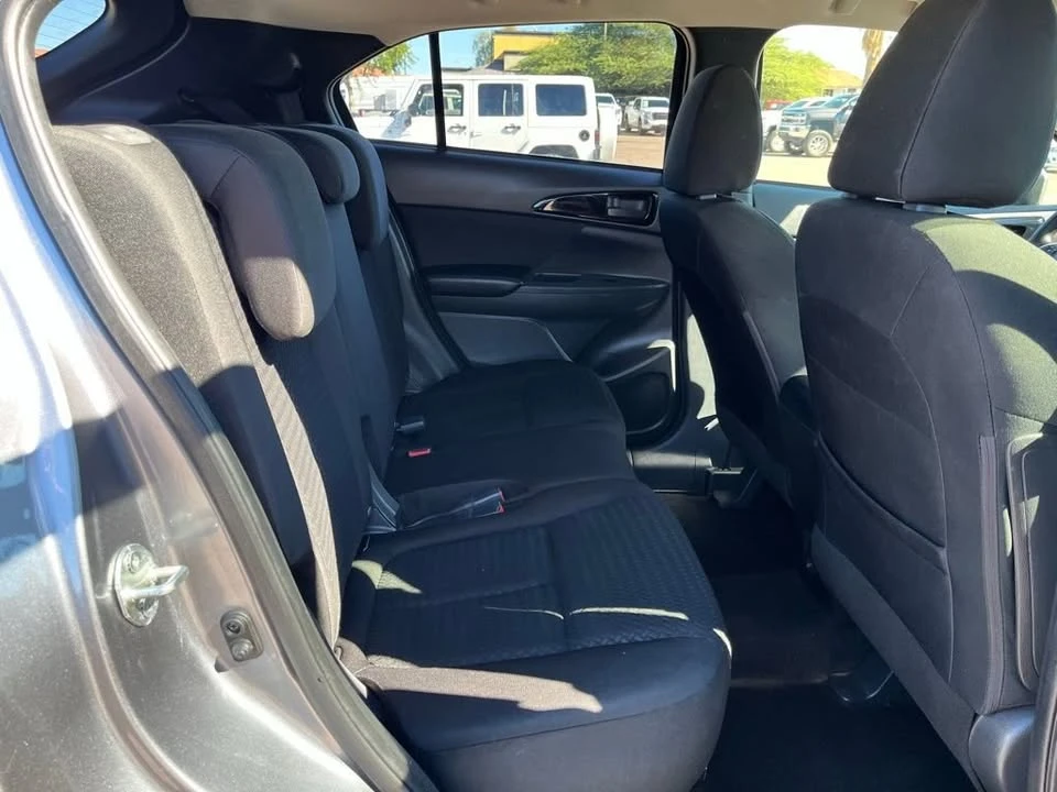 2019 Mitsubishi Eclipse Cross - Image 10 of 16