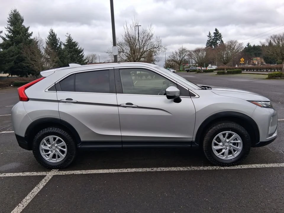 2019 Mitsubishi Eclipse Cross - Image 4 of 14