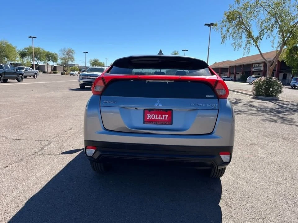 2019 Mitsubishi Eclipse Cross - Image 5 of 16