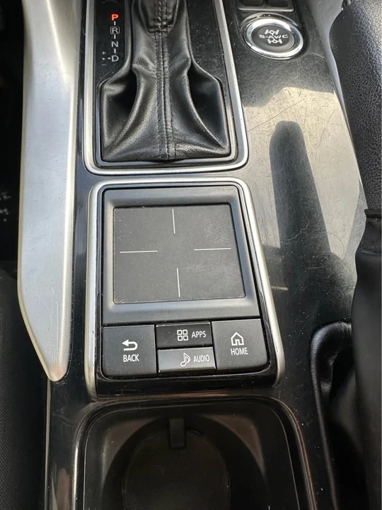 2019 Mitsubishi Eclipse Cross - Image 15 of 16