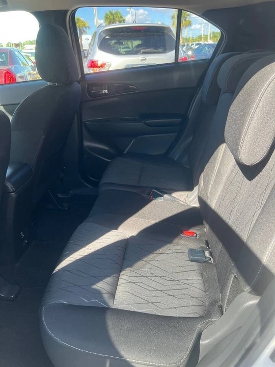 2019 Mitsubishi Eclipse Cross - Image 11 of 20