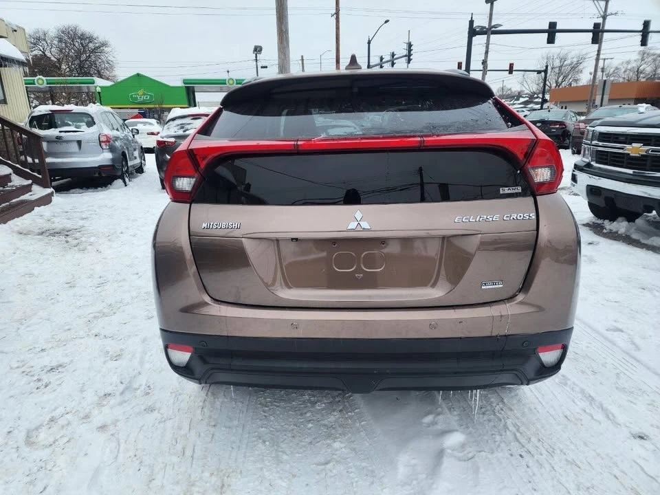 2019 Mitsubishi Eclipse Cross - Image 5 of 19
