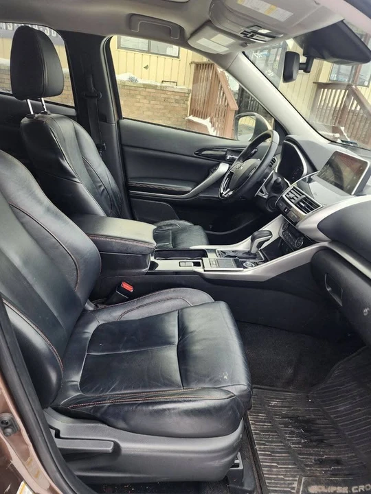 2019 Mitsubishi Eclipse Cross - Image 10 of 19