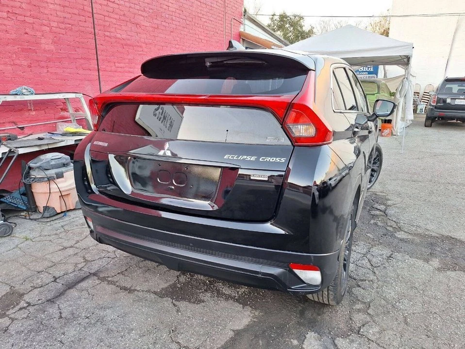 2019 Mitsubishi Eclipse Cross - Image 9 of 16