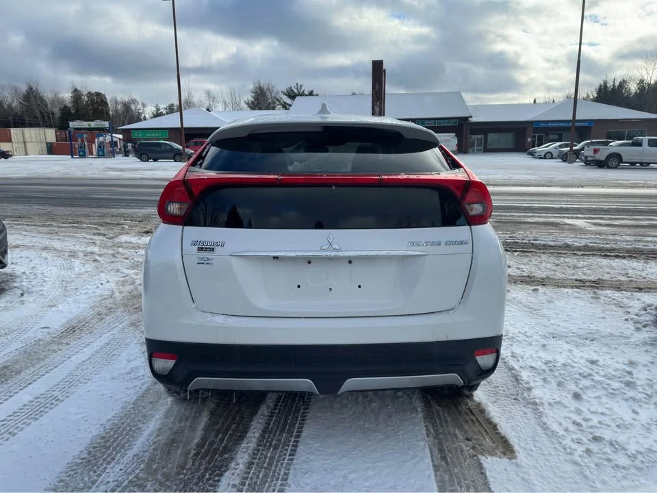 2019 Mitsubishi Eclipse Cross - Image 11 of 18