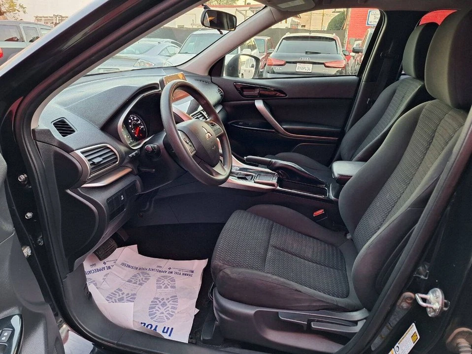 2019 Mitsubishi Eclipse Cross - Image 15 of 16